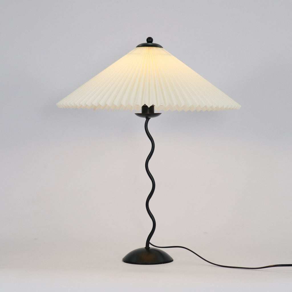 Squiggle Pleated Table Light, Bedside Table Lamp, detail 65