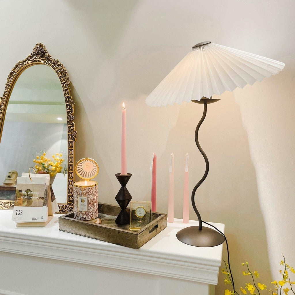 Squiggle Pleated Table Light, Bedside Table Lamp, detail 66