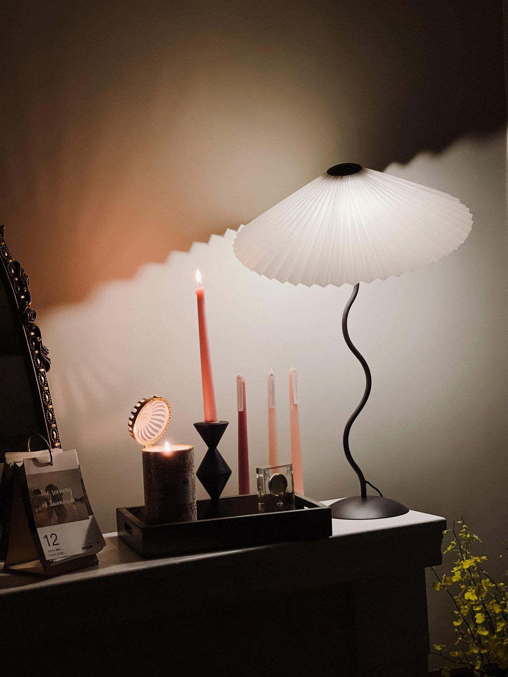 Squiggle Pleated Table Light, Bedside Table Lamp, detail 70