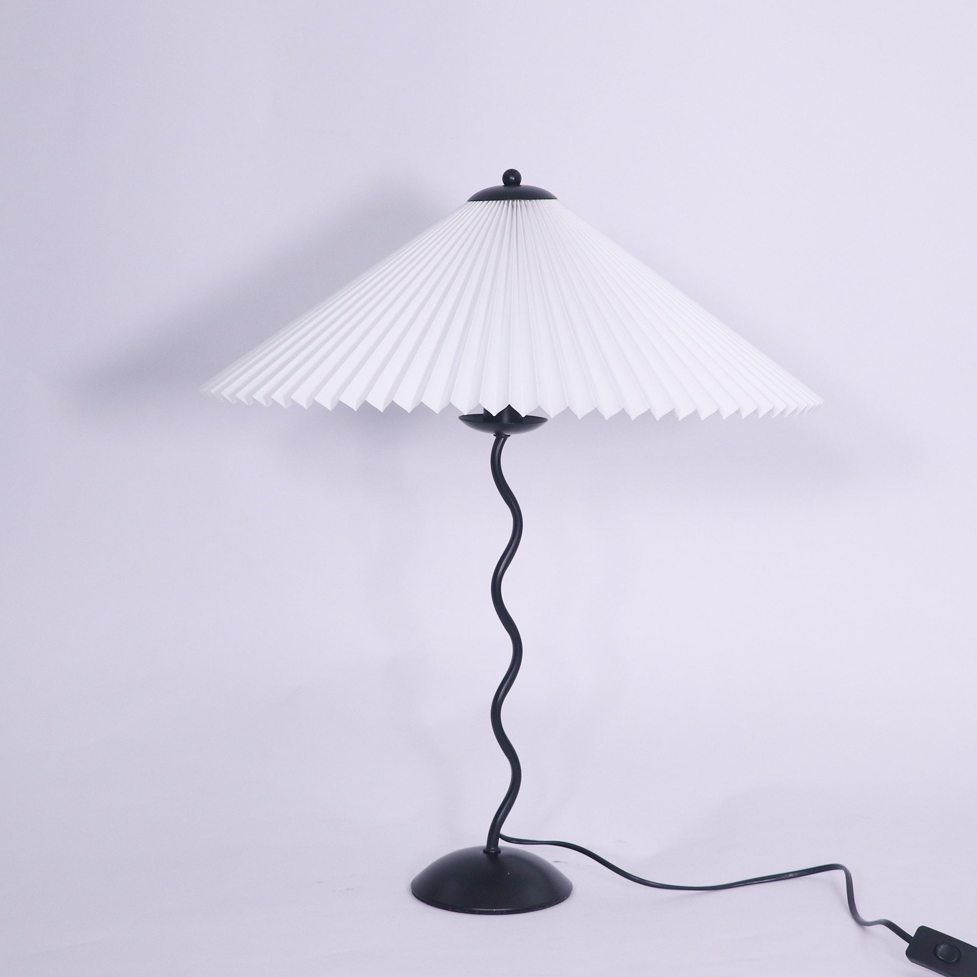 Squiggle Pleated Table Light, Bedside Table Lamp, detail 78
