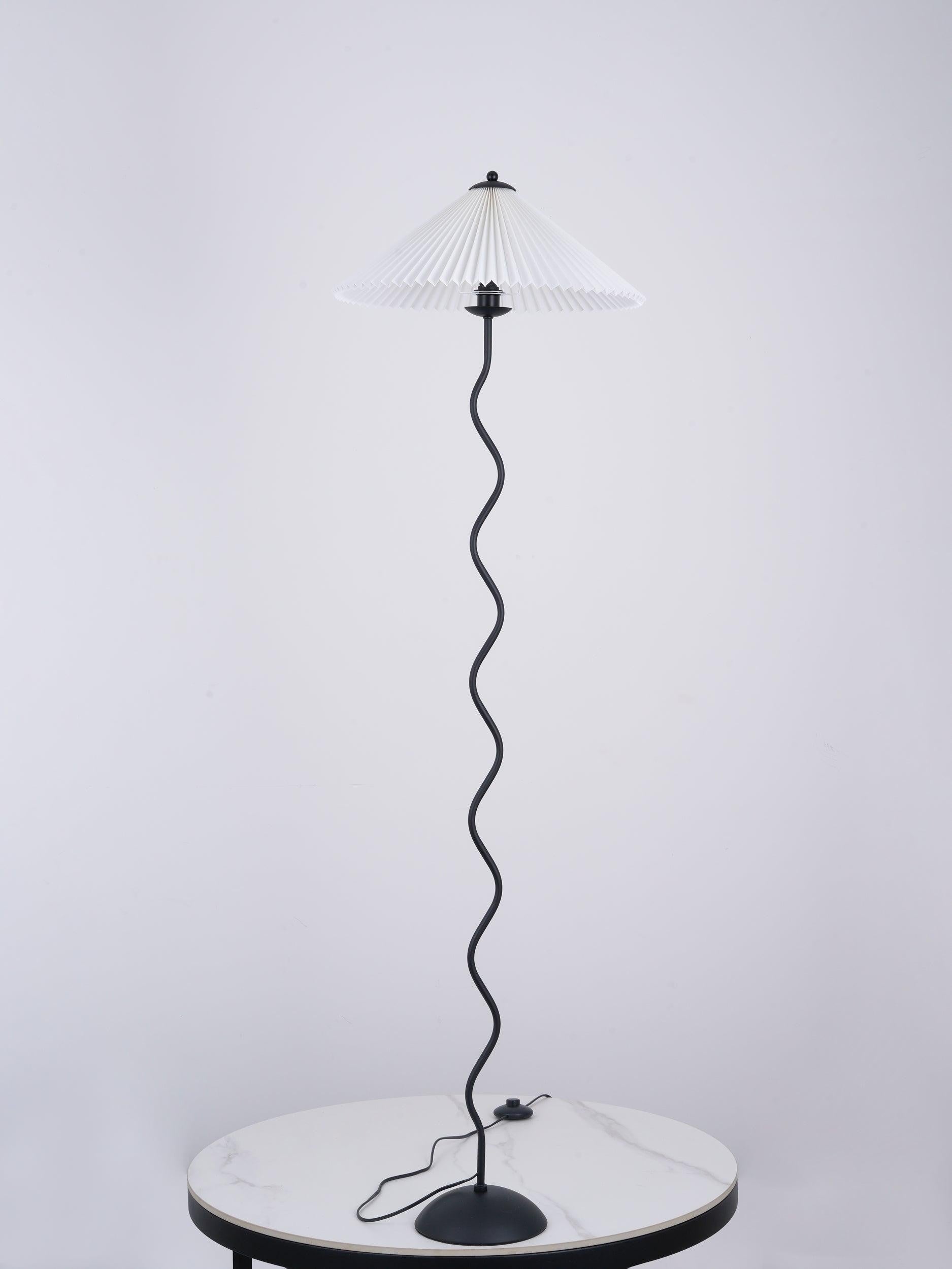 Squiggle Sculptural Floor Light, Floor Lamp, detail 24