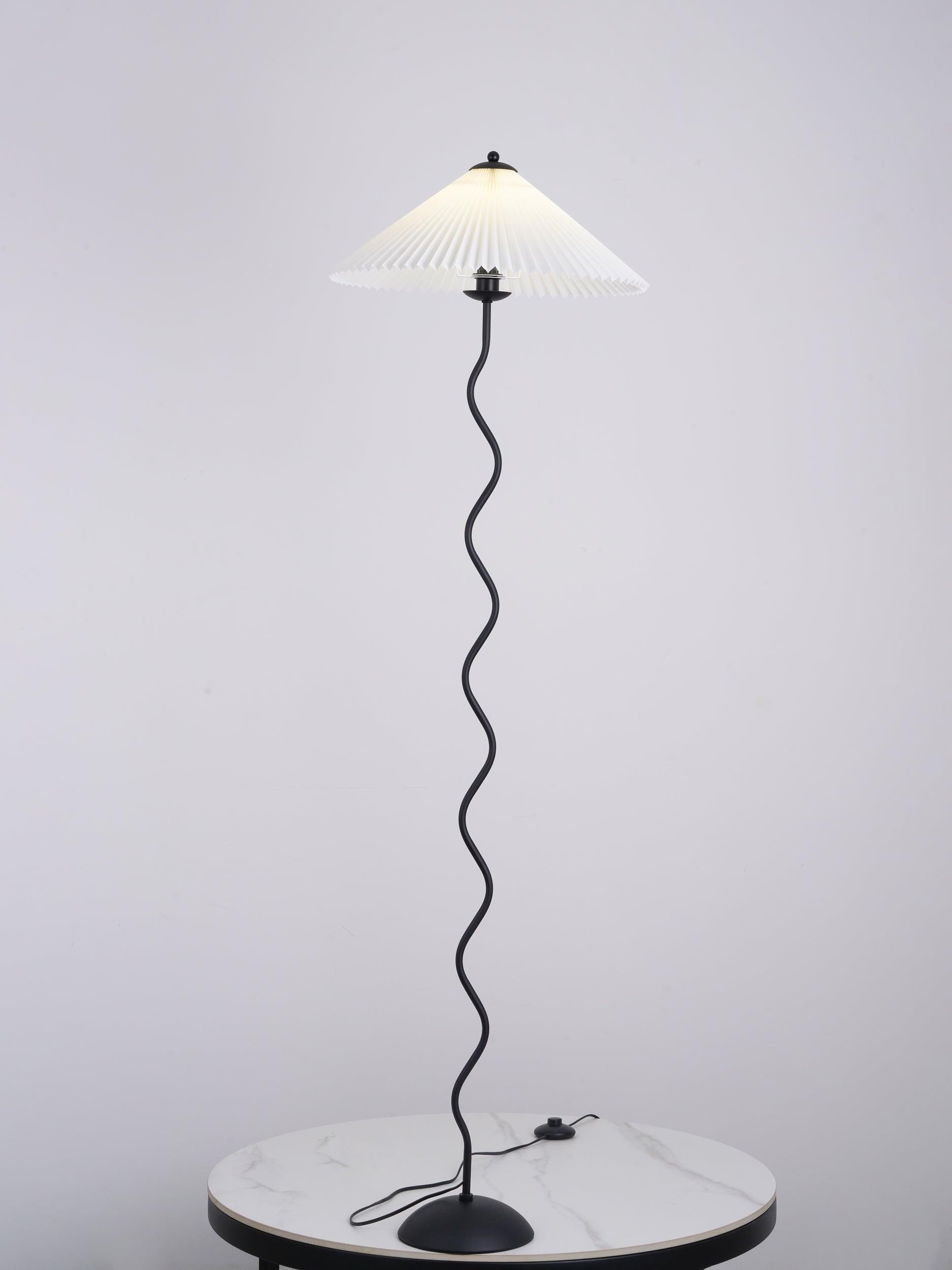 Squiggle Sculptural Floor Light, Floor Lamp, detail 25