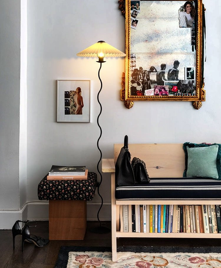 Squiggle Sculptural Floor Light, Floor Lamp, detail 33