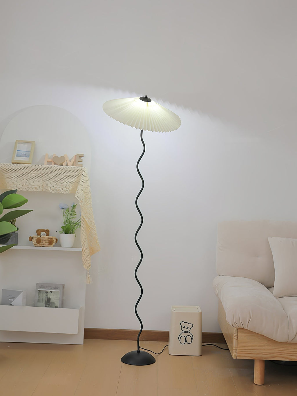 Squiggle Sculptural Floor Light, Floor Lamp, detail 43