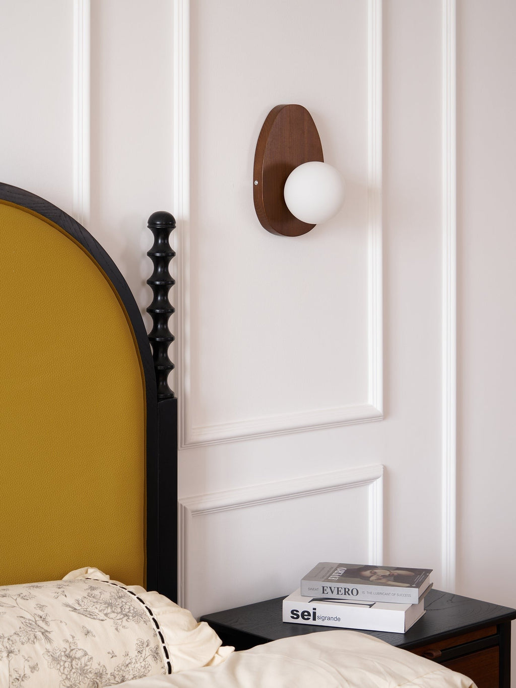 Walnora Globe Wall Light, Plug-In Wall Sconce, detail 9
