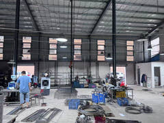Metal lighting fabrication workshop in Guangdong